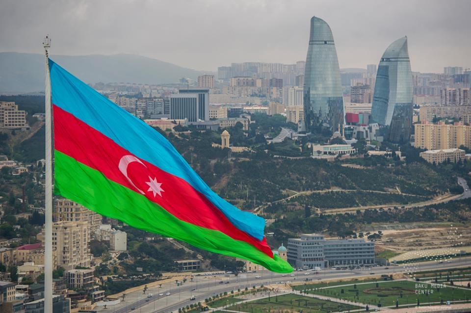 Азербайджан. В стране вводится комендантский час