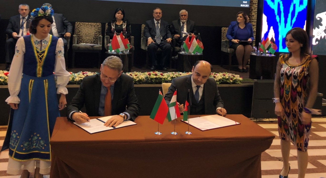 Бизнесмены Таджикистана, Афганистана и Беларуси подписали в Душанбе контракты на $11 миллионов