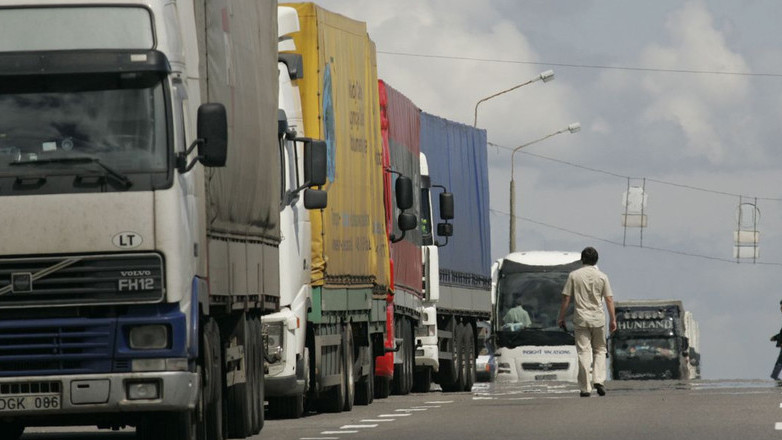 Туркменистан дал «добро» на транзитные перевозки таджикских грузов. По-китайски