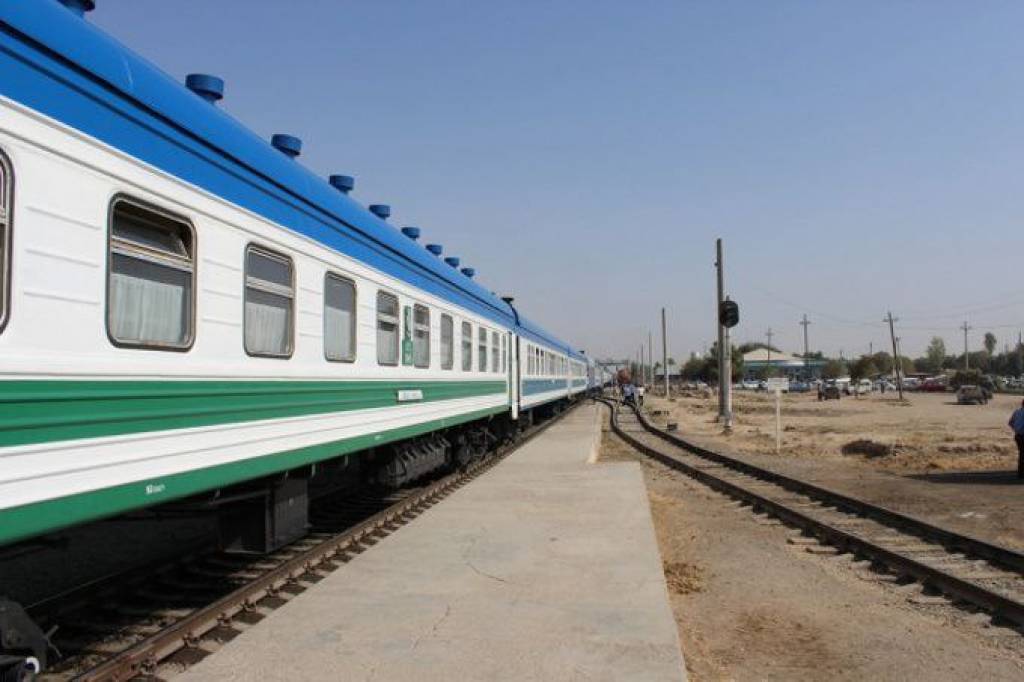 Узбекистан и Таджикистан восстанавливают движение пассажирских поездов с 20 июня