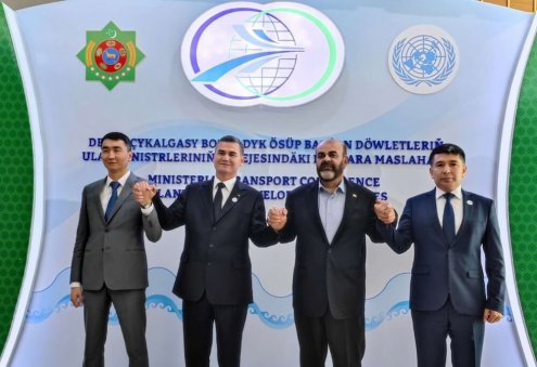 Узбекистан договорился с Ираном и Туркменистаном об упрощении грузоперевозок