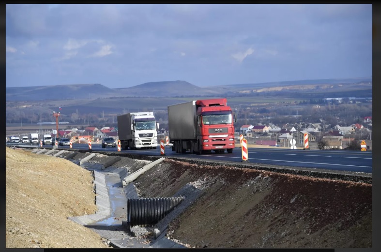 ШОС и ЕАЭС утвердили новый таможенный транзит