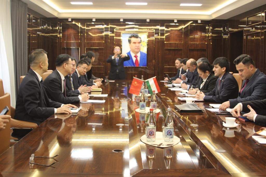 Встреча с делегацией администрации Синьцзян- Уйгурского автономного района КНР