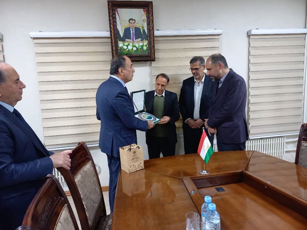 Минтранс Таджикистана договорился с иранскими компаниями о скорейшей достройке тоннеля «Истиклол»